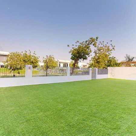 Sidra 1 - Incredible Five Bedroom Villa Дубай Экстерьер фото