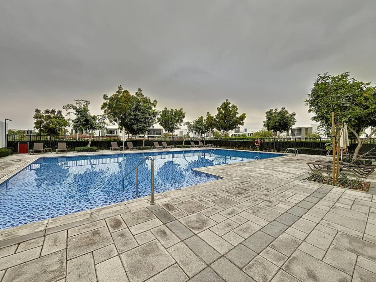 Sidra 1 - Incredible Five Bedroom Villa Дубай Экстерьер фото